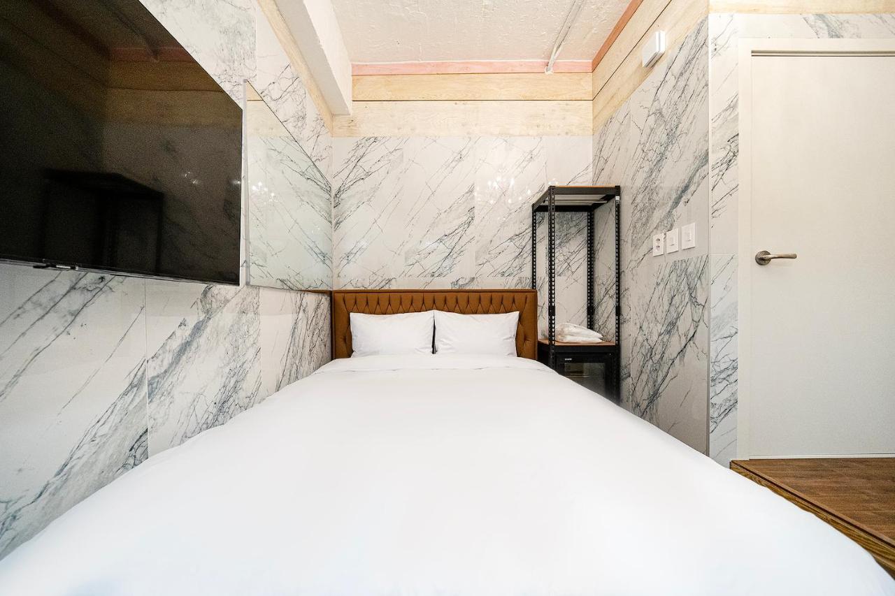 Woomigwan Hotel Seoul Bagian luar foto