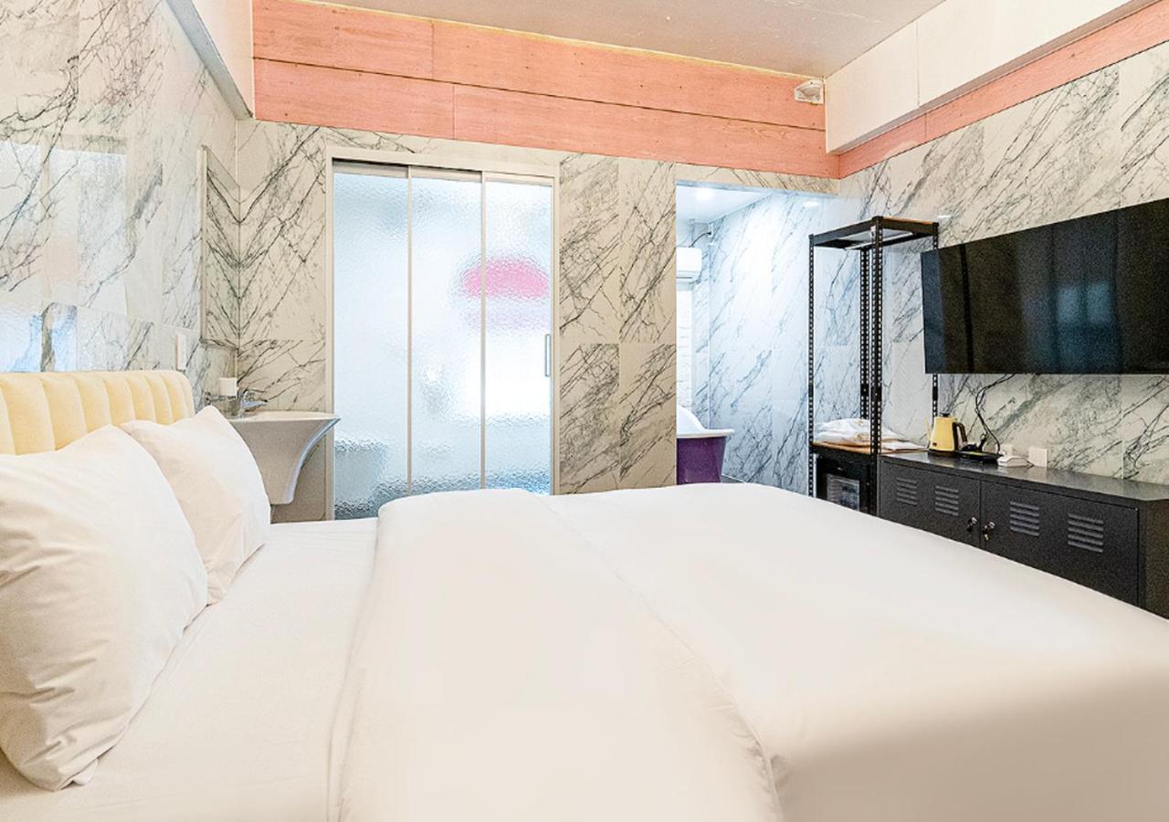 Woomigwan Hotel Seoul Bagian luar foto