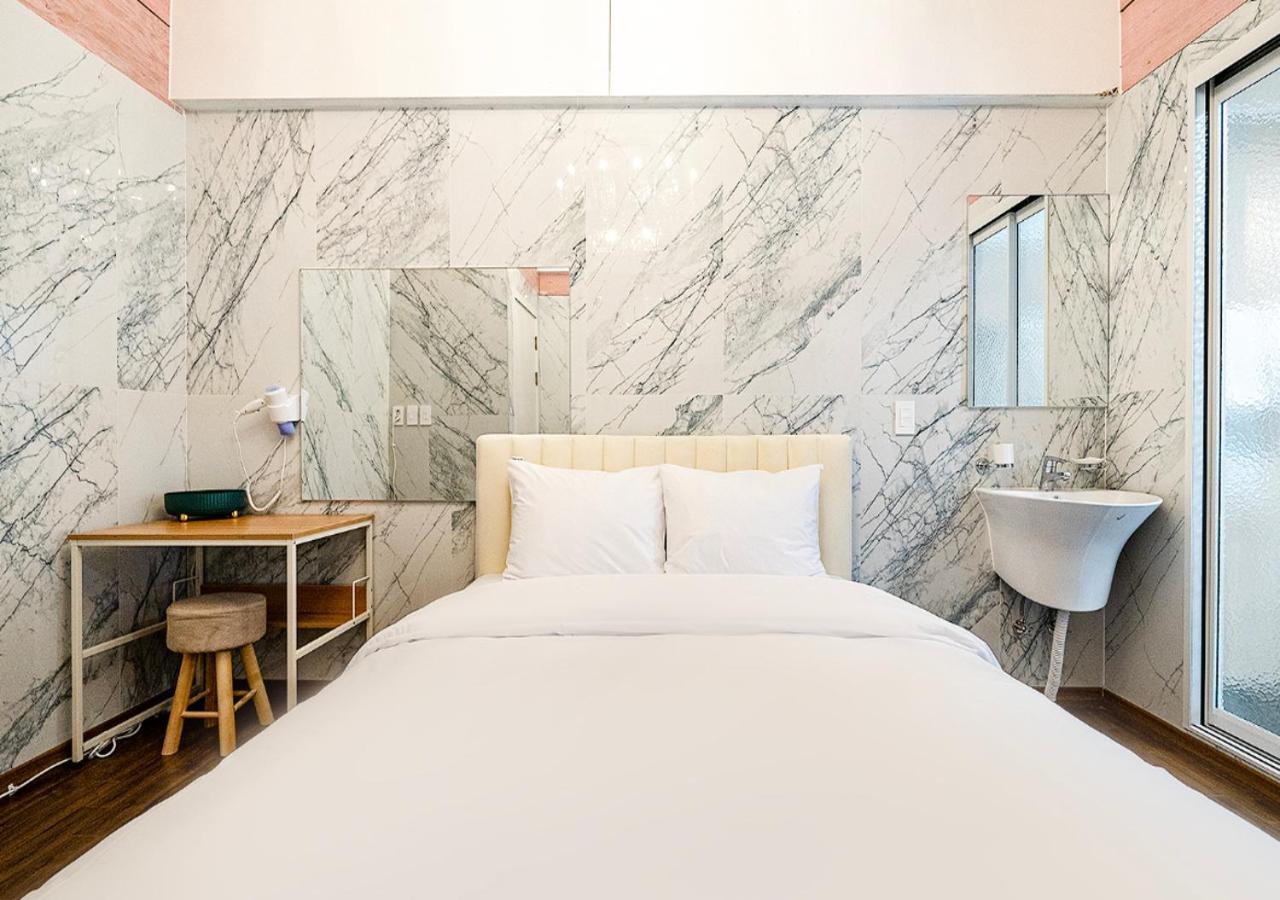 Woomigwan Hotel Seoul Bagian luar foto